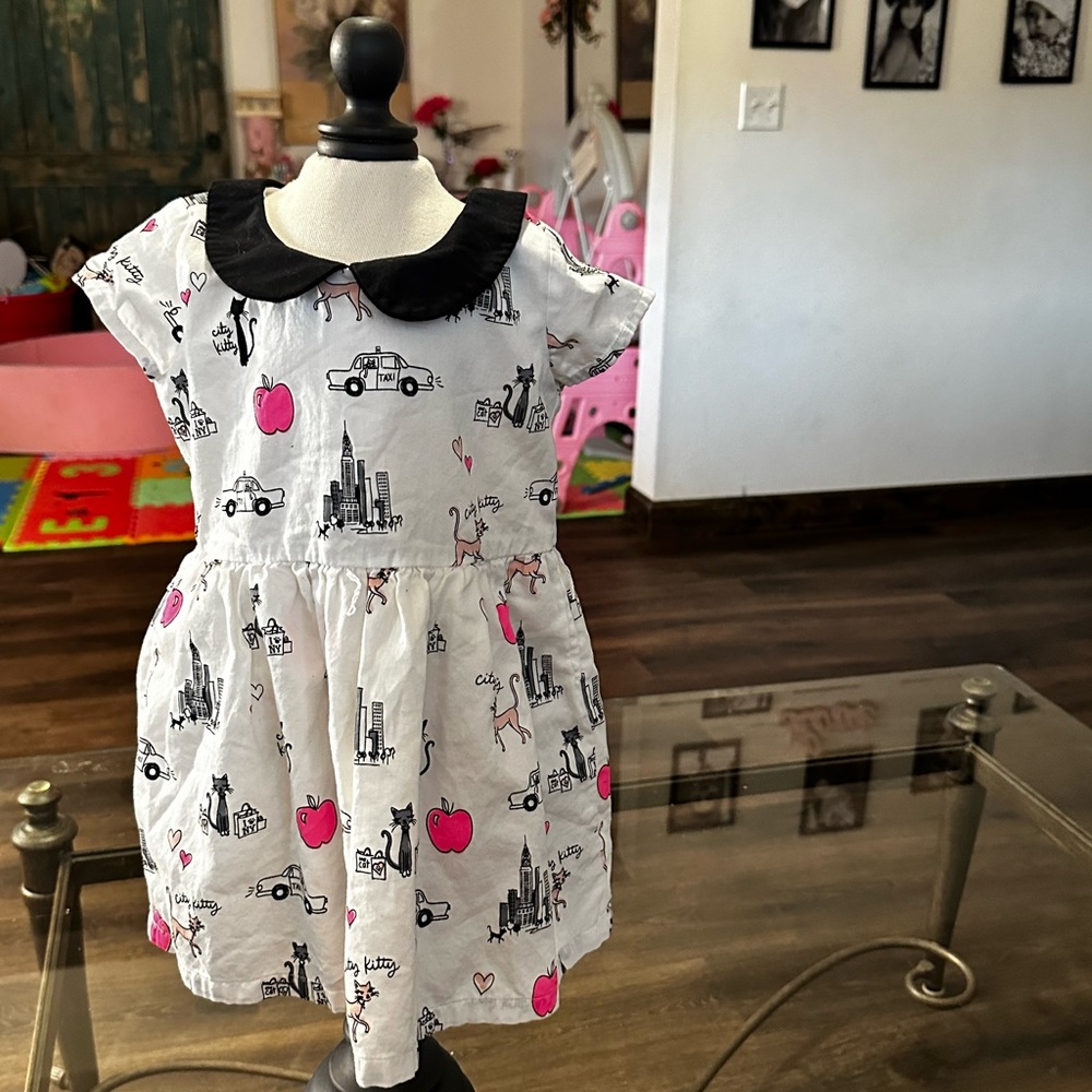 Childrens  Place 18-24M Girls White Kitty Short Sleeve Formal
Dress With Tulle